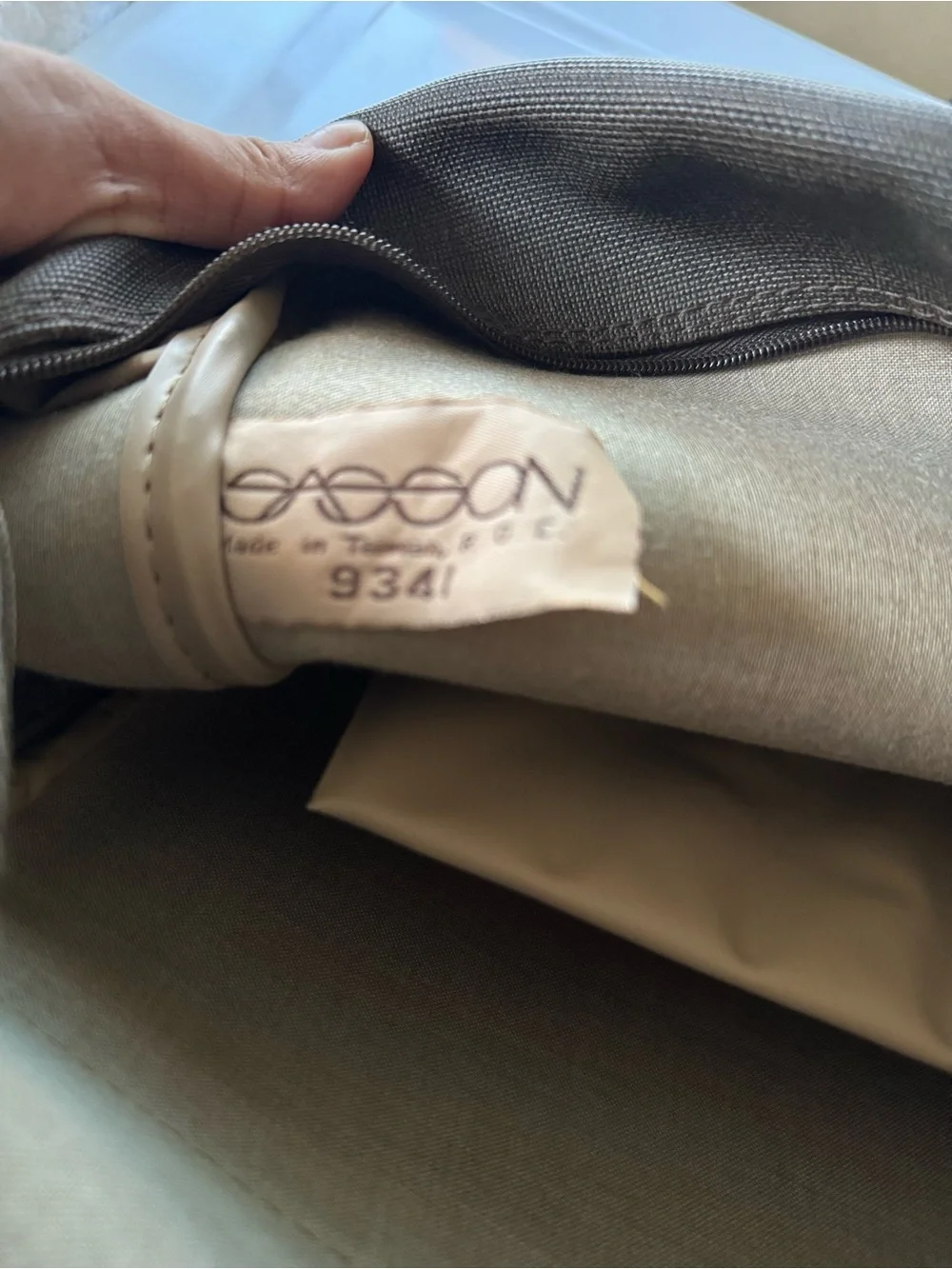 Brown and Tan Vintage Crossbody Shoulder Bag